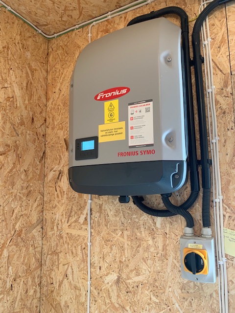 Eramu päikesepaneelide inverter Fronius